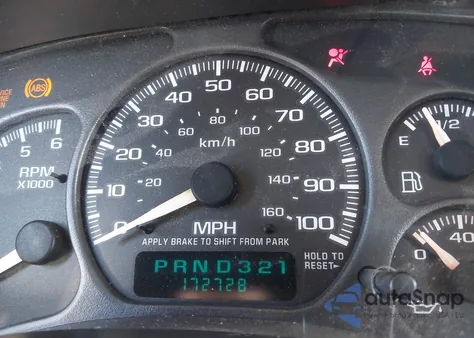 2002 Chevrolet Silverado 1500 Ls из США, поврежденный, VIN 2GCEC19T021274290